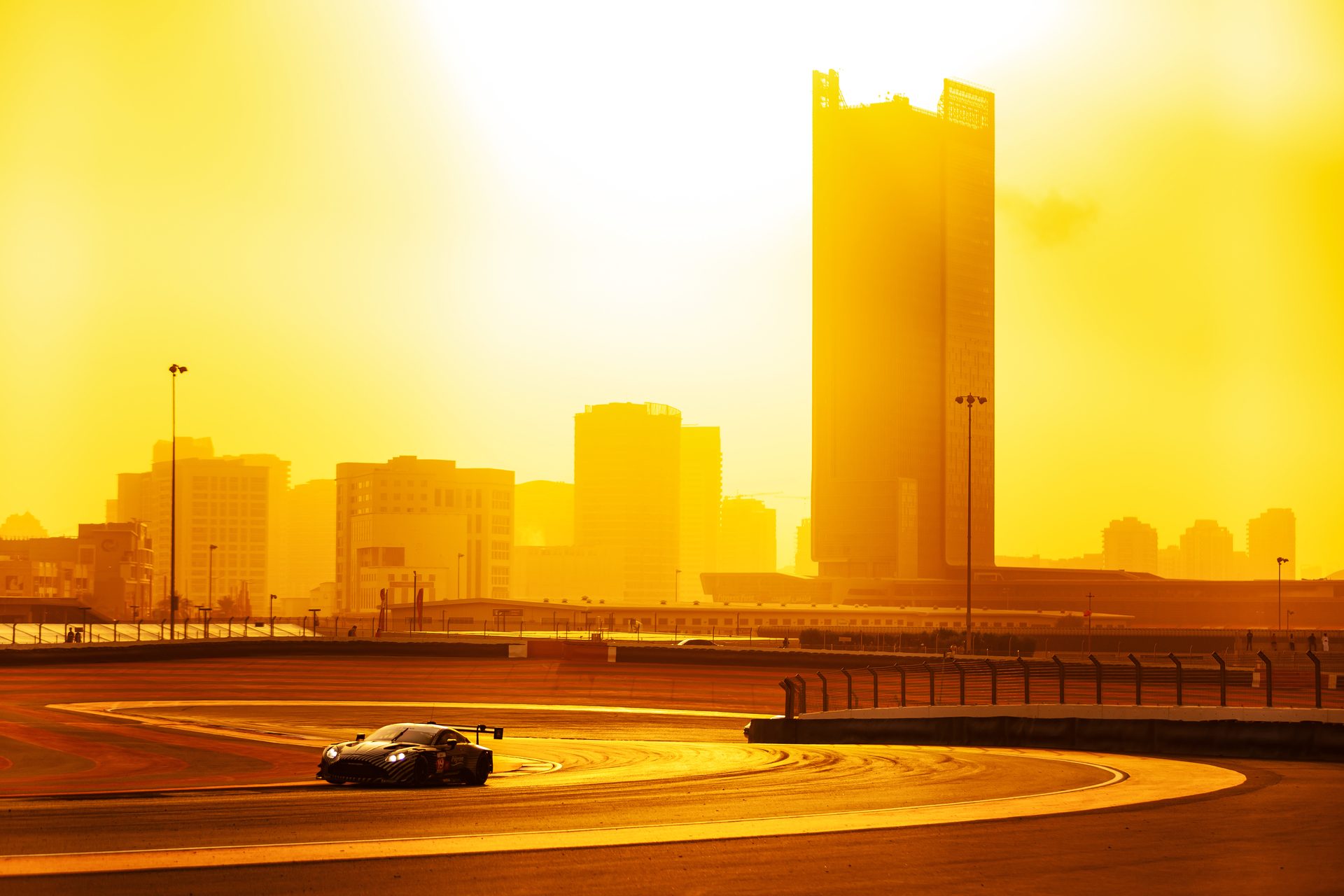 Blackthorn Racing GT3 race start